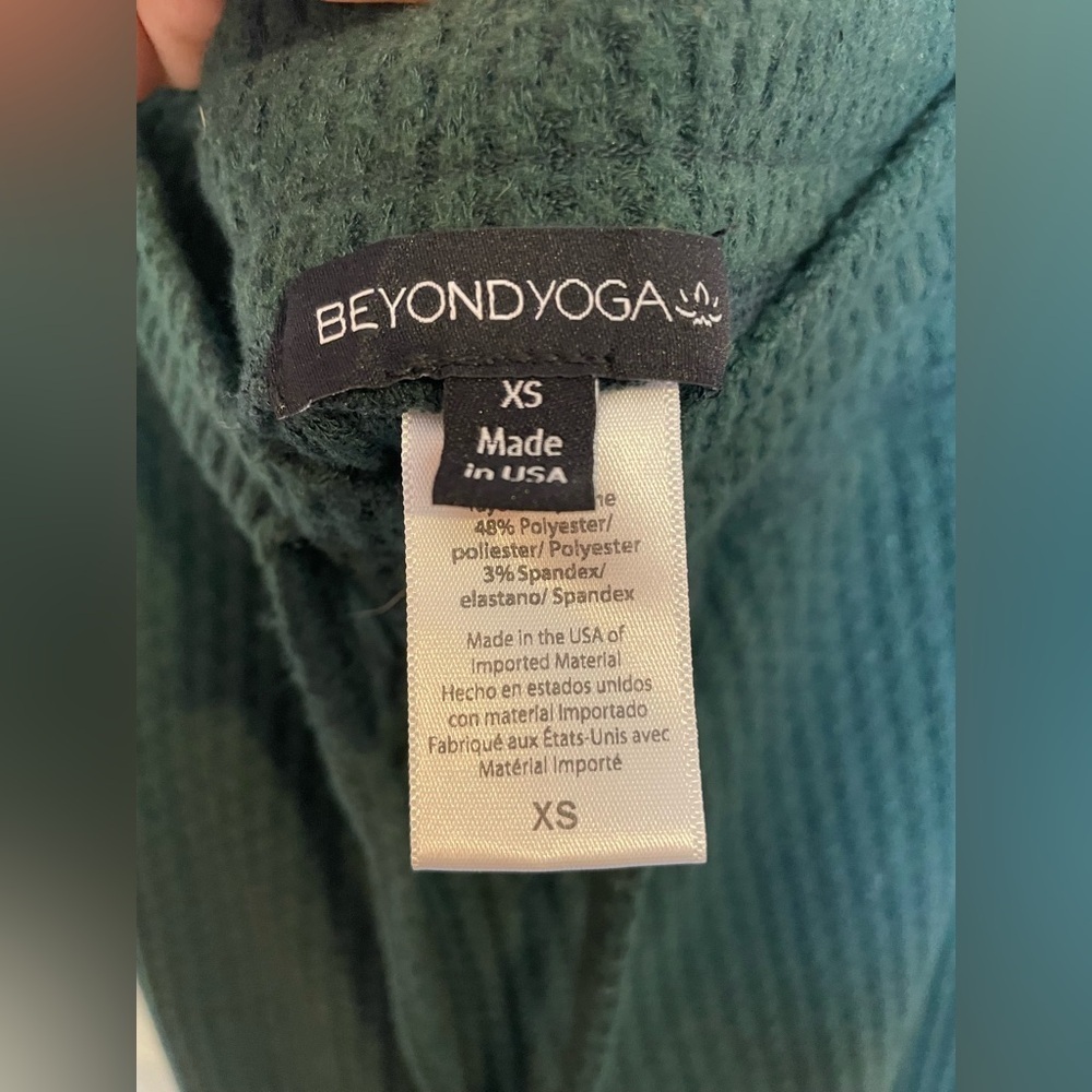 Beyond Yoga Free Style Pant Waffle Knit in Forest Green Size XS - Picture 3 of 4
